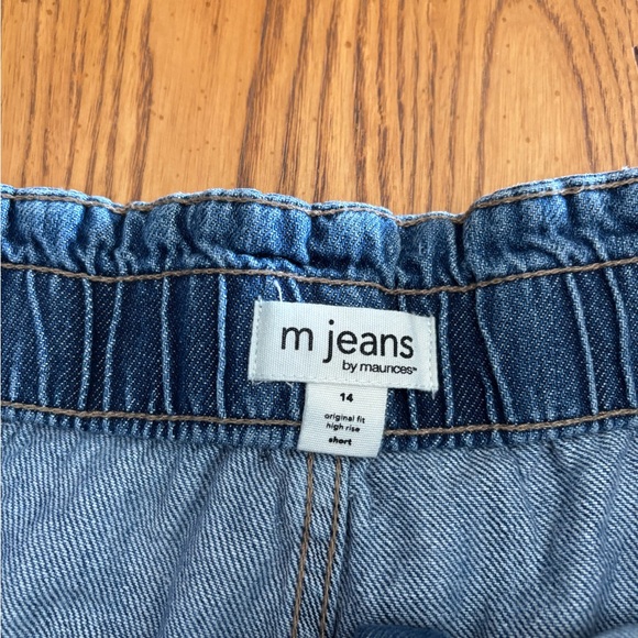 Maurice’s Blue Jean Shorts with Elastic Waistband and Relaxed Fit - Picture 2 of 4